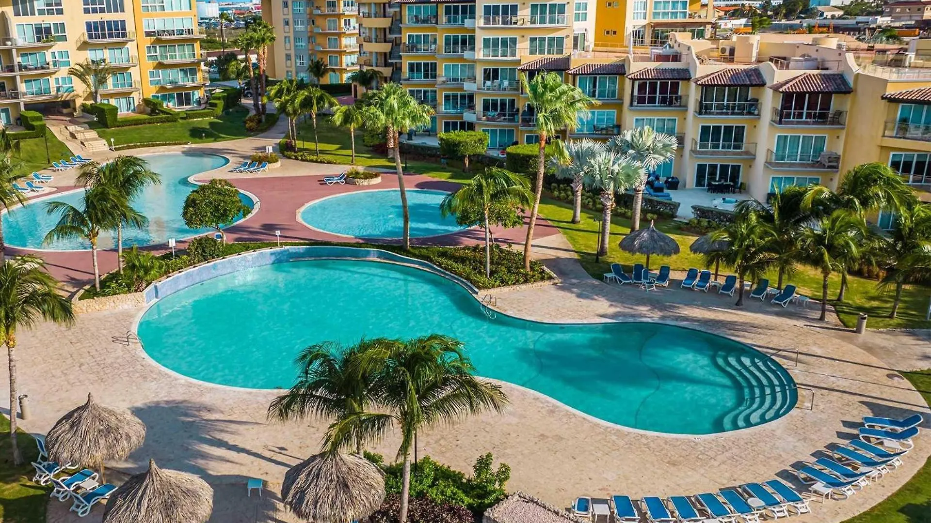 Casa de Férias Beachfront - Emerald View 1Br Condo - P314 Palm Beach Aruba