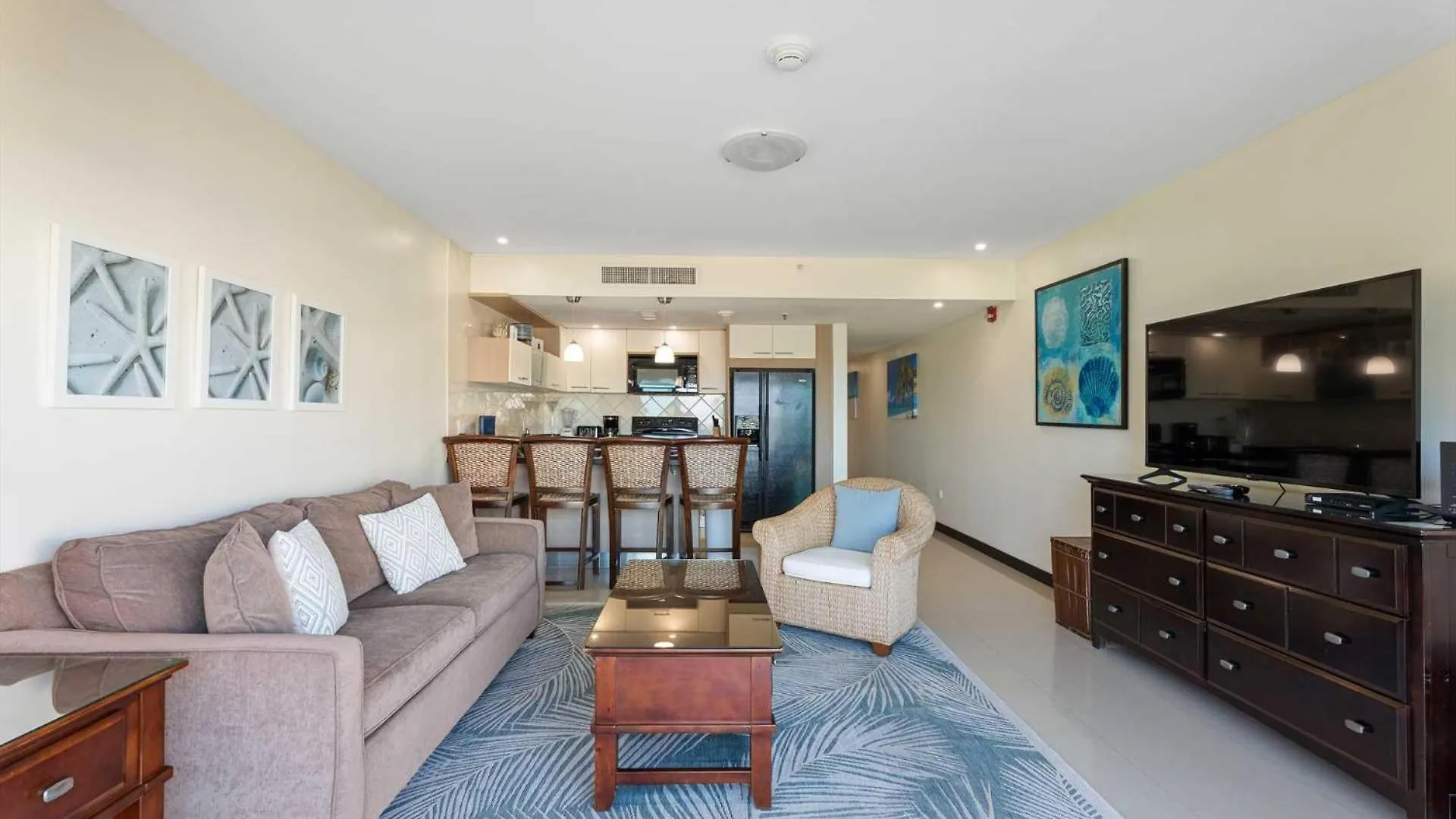 Beachfront - Emerald View 1Br Condo - P314 Palm Beach
