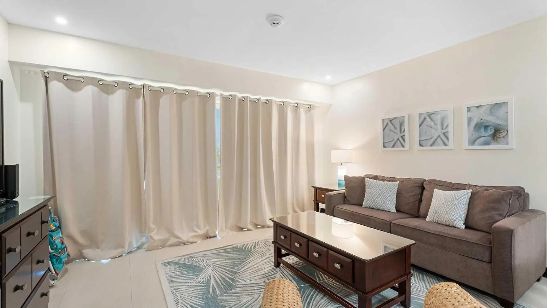 Beachfront - Emerald View 1Br Condo - P314 Palm Beach 0*,  Aruba
