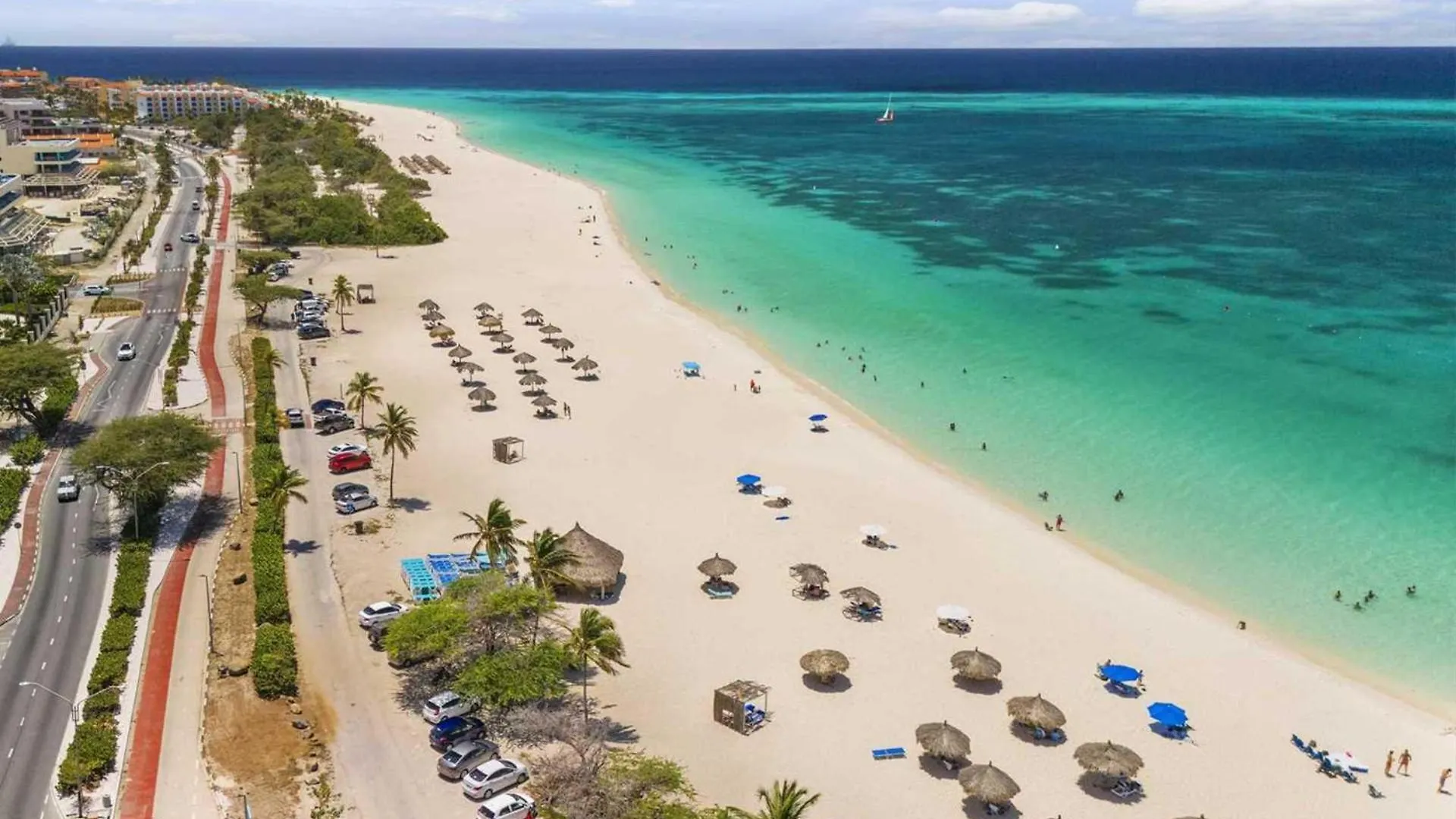 Semesterbostad Beachfront - Emerald View 1Br Condo - P314 Palm Beach Aruba